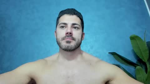 Snapshot of muscularmaster chatting on December 19, 2024, 1:18 am muscularmaster onlyfans online show from December 19, 2024, 1:18 am