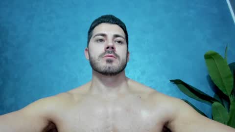 Snapshot of muscularmaster chatting on January 14, 2025, 10:02 pm muscularmaster onlyfans online show from January 14, 2025, 10:02 pm
