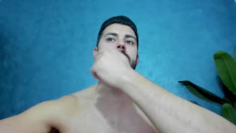 Snapshot of muscularmaster chatting on February 24, 2025, 10:14 pm muscularmaster onlyfans online show from February 24, 2025, 10:14 pm