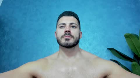 Snapshot of muscularmaster chatting on March 12, 2025, 10:28 pm muscularmaster onlyfans online show from March 12, 2025, 10:28 pm