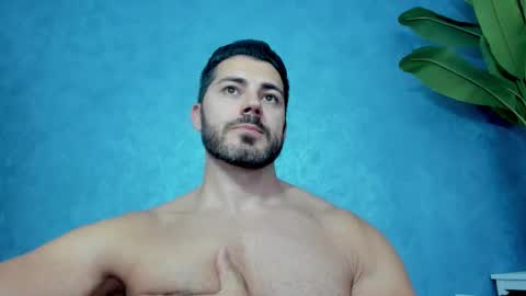 Snapshot of muscularmaster chatting on September 10, 2025, 9:15 pm muscularmaster onlyfans online show from September 10, 2025, 9:15 pm