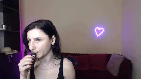 Jeneva online show from November 27, 2025, 6:37 am