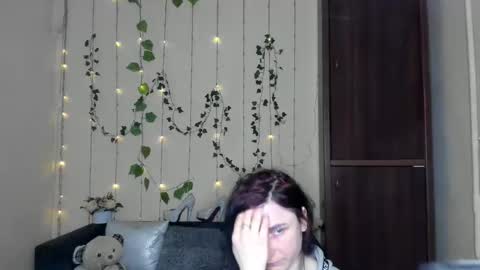 Jeneva online show from April 19, 2026, 6:10 pm