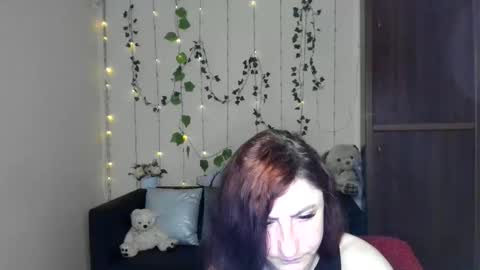 Jeneva online show from May 22, 2026, 6:35 pm
