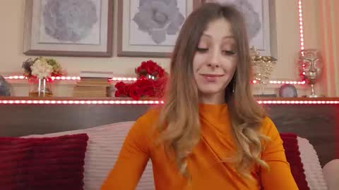 Luna  online show from February 18, 2026, 7:21 pm