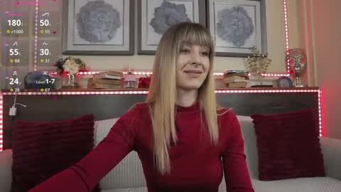 Luna  online show from April 17, 2026, 7:39 pm