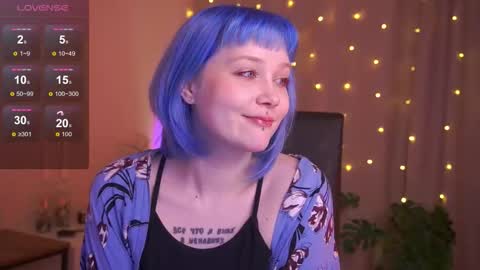 Luna online show from March 10, 2026, 6:51 am