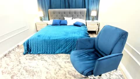 museofheart online show from September 9, 2025, 3:50 am