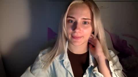 musescorner online show from October 15, 2025, 4:40 pm