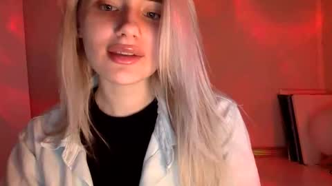 musescorner online show from April 16, 2026, 9:39 pm