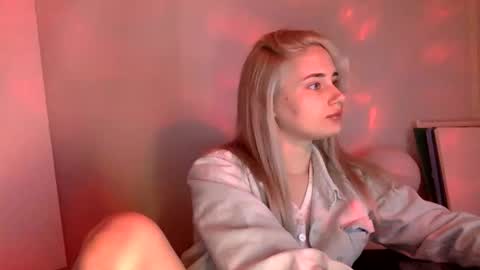 musescorner online show from April 17, 2026, 5:27 pm