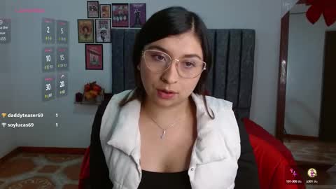 Snapshot of mushi_ chatting on October 13, 2025, 6:41 pm mushi_ online show from October 13, 2025, 6:41 pm