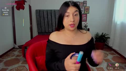 Snapshot of mushi_ chatting on November 11, 2025, 7:03 pm mushi_ online show from November 11, 2025, 7:03 pm