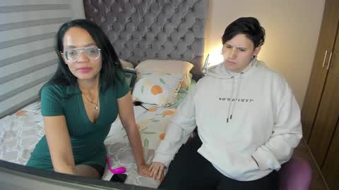 Snapshot of musicayluna chatting on December 8, 2024, 8:51 am VALENTINA Luna online show from December 8, 2024, 8:51 am