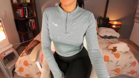 Snapshot of musicayluna chatting on September 25, 2025, 9:13 am VALENTINA Luna online show from September 25, 2025, 9:13 am