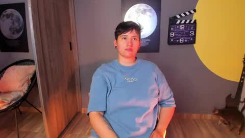 VALENTINA Luna  online show from May 22, 2026, 3:02 am