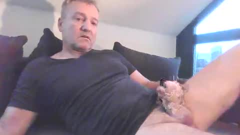 nobuddy online show from February 12, 2026, 6:30 am