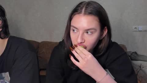 HEY online show from October 10, 2025, 6:29 pm