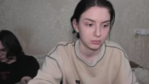 Snapshot of muuur_love chatting on June 21, 2026, 10:23 pm cute couple online show from June 21, 2026, 10:23 pm