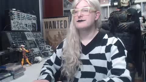 Snapshot of muziknerd chatting on January 30, 2025, 10:19 pm Muziknerd online show from January 30, 2025, 10:19 pm