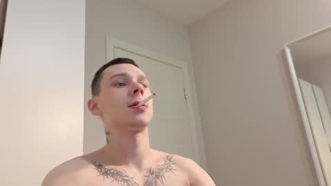 1x1 online show from October 4, 2025, 4:27 pm