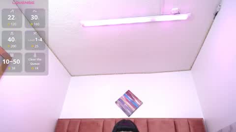 SOFIA online show from November 28, 2025, 3:42 am