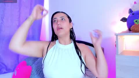 my_aleja_ online show from March 31, 2026, 12:16 pm