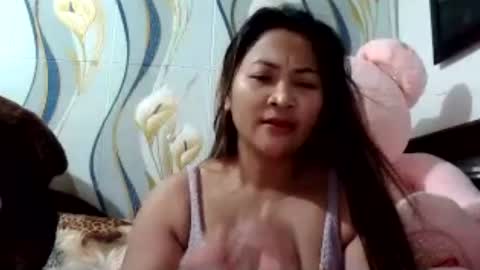 mia online show from July 25, 2026, 11:52 am