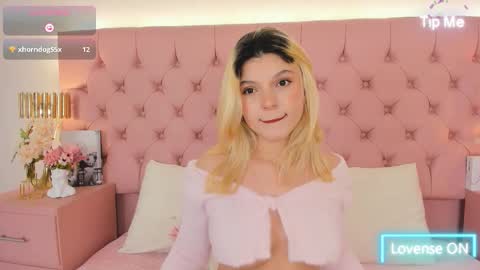 Snapshot of my_bella chatting on November 7, 2025, 2:22 am Will I be your Bella online show from November 7, 2025, 2:22 am