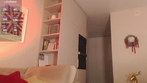 Hannah  welcome  online show from January 11, 2025, 2:04 pm