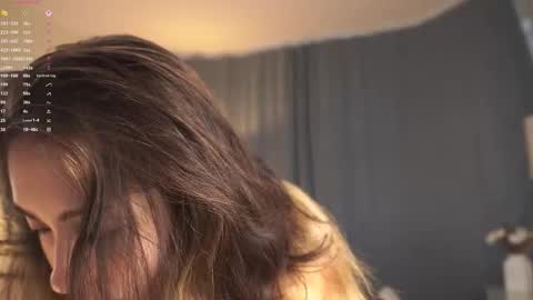 Molly online show from October 13, 2025, 7:08 am