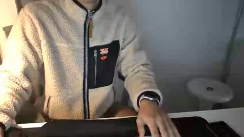 my_lovely_body online show from September 29, 2025, 6:07 am