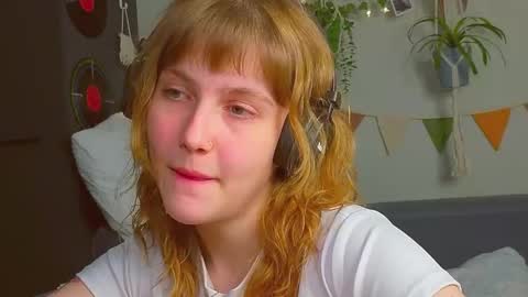 Snapshot of my_parisss chatting on October 28, 2025, 11:29 pm PARIS online show from October 28, 2025, 11:29 pm