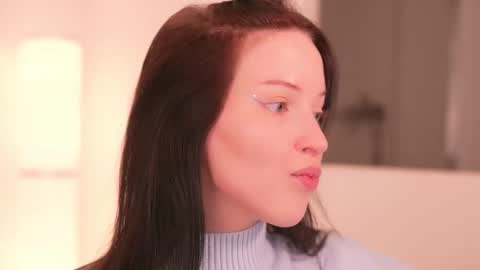 STELLA online show from November 4, 2025, 5:12 pm