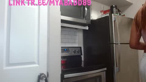 Snapshot of myabadd chatting on January 23, 2025, 7:00 am BaddMFUCKER online show from January 23, 2025, 7:00 am