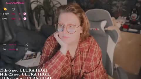 Kate online show from December 4, 2025, 2:21 am