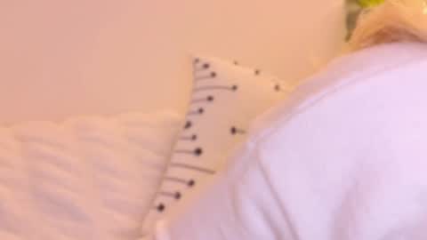 Mya-be Yours P online show from December 18, 2024, 5:10 pm