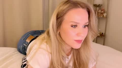 Mya-be Yours P online show from December 30, 2024, 11:49 pm