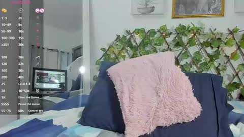 Samanta  online show from October 11, 2025, 4:33 am