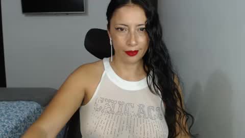 Snapshot of myc_sw_couple chatting on October 4, 2025, 12:30 am mary and charlie online show from October 4, 2025, 12:30 am