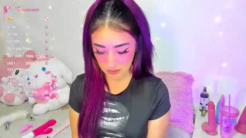    online show from October 8, 2025, 10:18 pm