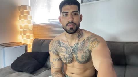 Myke esthetic online show from February 17, 2026, 7:09 pm