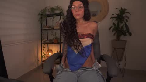 jacke BUNNY online show from January 13, 2026, 10:59 pm