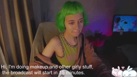 MylaFlores online show from January 27, 2025, 1:37 am