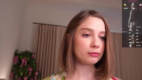 Snapshot of myloveellen chatting on October 15, 2025, 7:03 pm Ellen online show from October 15, 2025, 7:03 pm