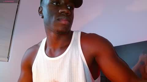 Snapshot of mylowallacee chatting on February 11, 2025, 10:39 pm Mylo Wallace online show from February 11, 2025, 10:39 pm