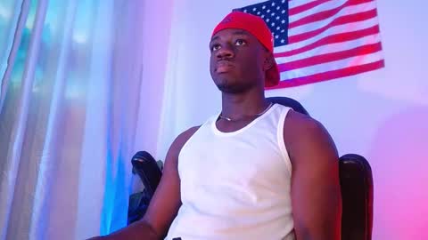 Snapshot of mylowallacee chatting on November 5, 2025, 7:25 pm Mylo Wallace online show from November 5, 2025, 7:25 pm