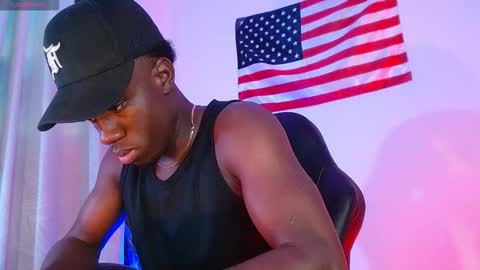 Snapshot of mylowallacee chatting on November 25, 2025, 8:42 pm Mylo Wallace online show from November 25, 2025, 8:42 pm