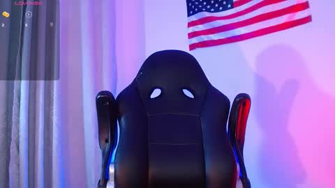 Snapshot of mylowallacee chatting on November 27, 2025, 9:17 pm Mylo Wallace online show from November 27, 2025, 9:17 pm