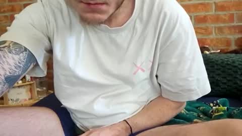 Snapshot of myluxdick chatting on February 26, 2026, 8:35 am myluxdick online show from February 26, 2026, 8:35 am